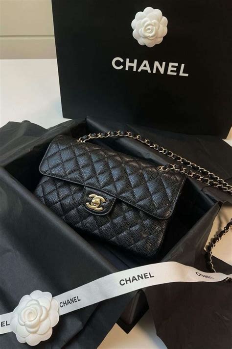 chanel lambskin handbag|chanel lambskin vs caviar.